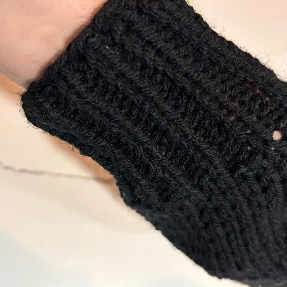 Women’s Unisex Cozy Black Hand Made Chunky Knit Mittens Handmade OS